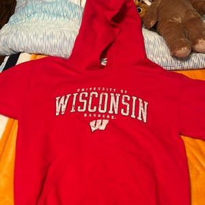 wisconsin sweatshirt size small